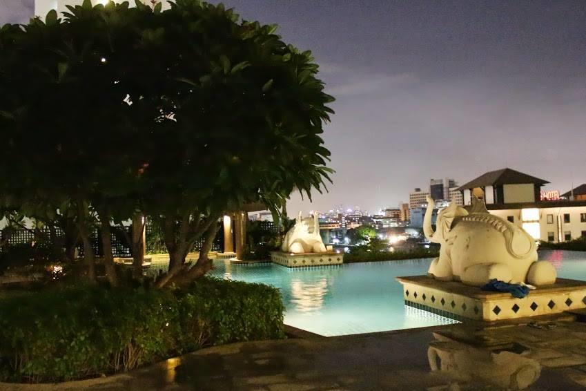 Bangkok Riverside Condo Esterno foto